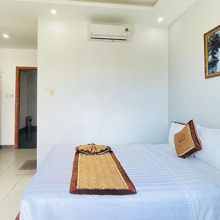 Y Linh Hotel Quy Nhơn Kültér fotó